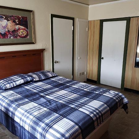 Gulf Crest Motel Фрийпорт Екстериор снимка