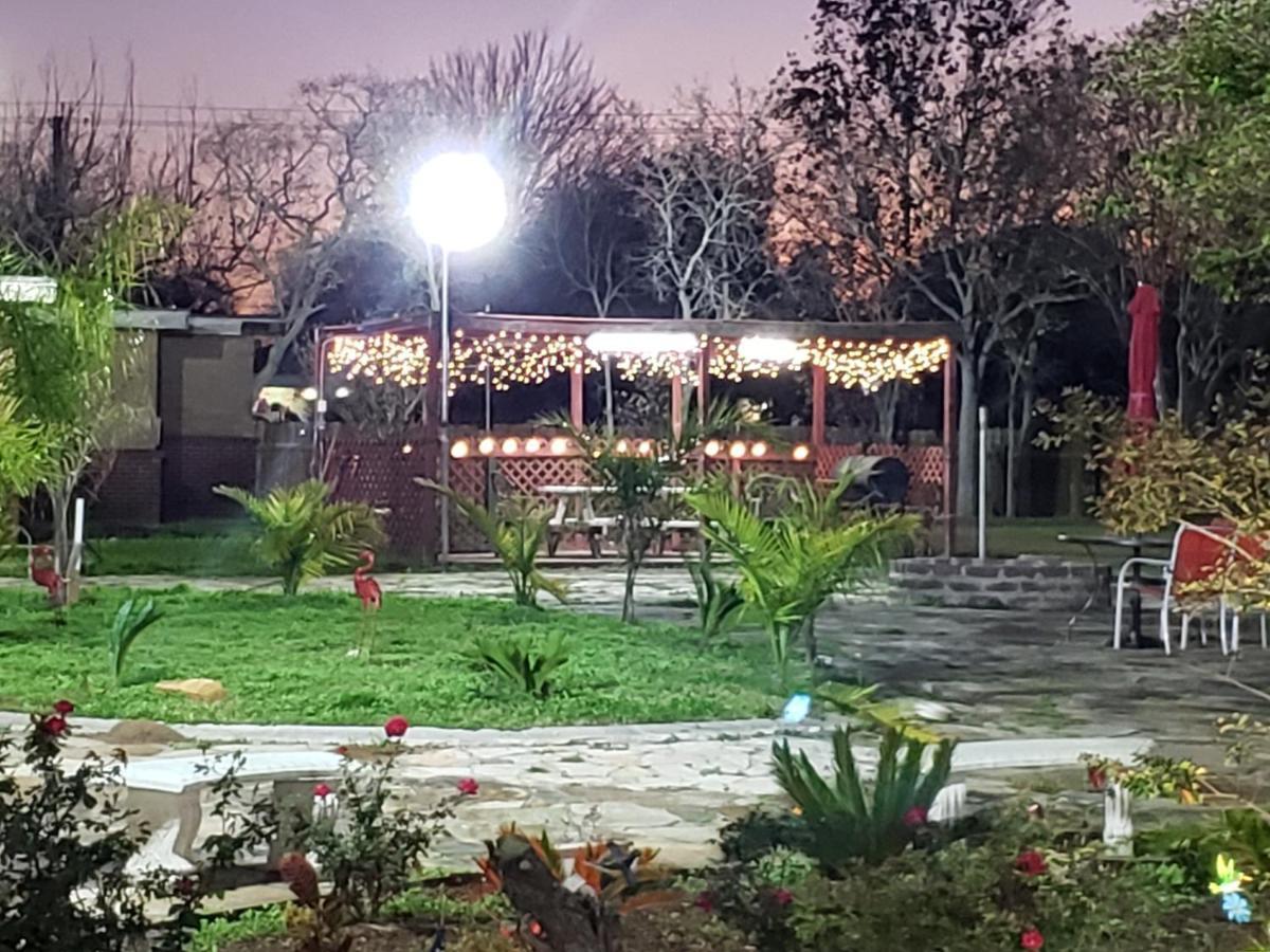 Gulf Crest Motel Фрийпорт Екстериор снимка